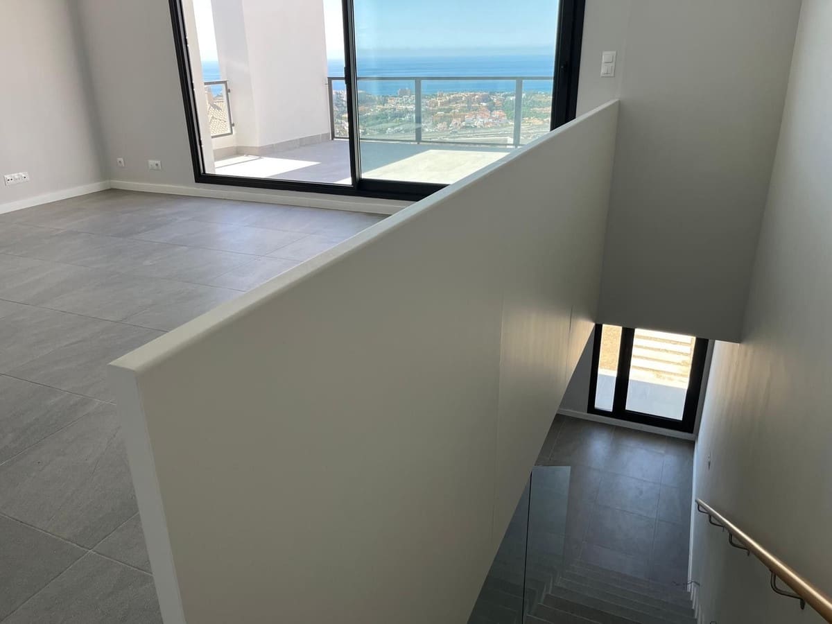 3 soveværelse Finca/Landehus til salg i Riviera del Sol med swimmingpool garage - € 659.000 (Ref: 10044284)