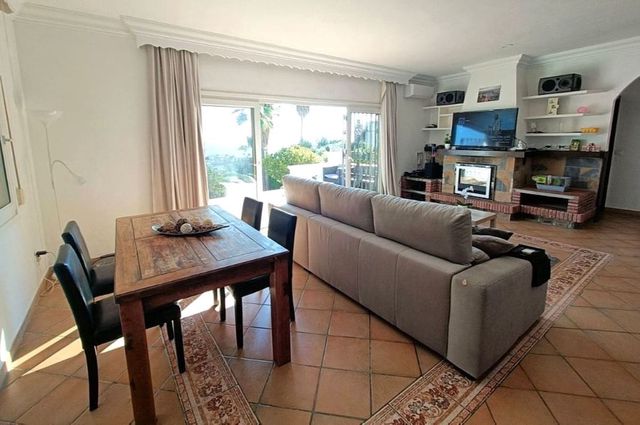 3 makuuhuone Huvila myytävänä paikassa Buenas Noches, Estepona - 1 495 000 € (Ref: 10044285)