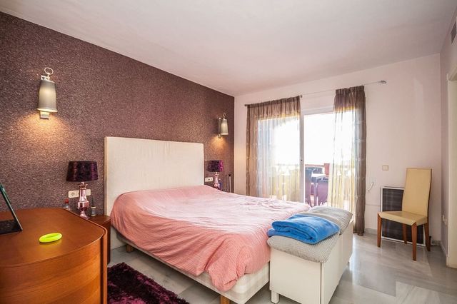 2 bedroom Apartment for sale in Elviria, Marbella with pool garage - € 950,000 (Ref: 10061049)