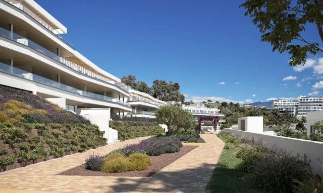 2 slaapkamer Penthouse te koop in Parque Central, Estepona met zwembad garage - € 656.000 (Ref: 10101130)