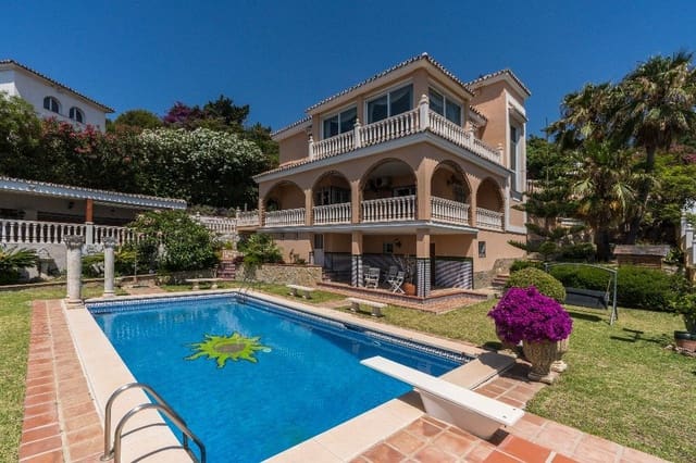 6 sypialnia Willa na sprzedaż w Benalmadena Costa, Benalmádena z basenem - 1 900 000 € (Ref: 8724306)