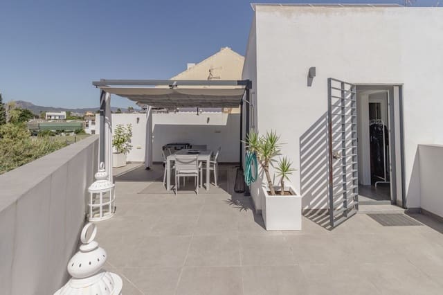 3 soveværelse Semi-Rækkehus til salg i San Pedro de Alcantara, Marbella med swimmingpool - € 899.000 (Ref: 8728120)