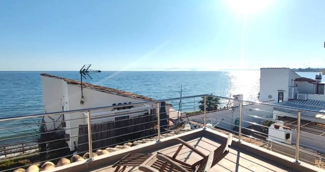 3 makuuhuone Paritalo myytävänä paikassa Estepona - 836 000 € (Ref: 9122697)