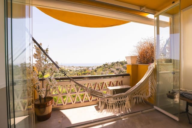 2 soveværelse Lejlighed til salg i La Reserva, Marbella med garage - € 349.500 (Ref: 9122779)