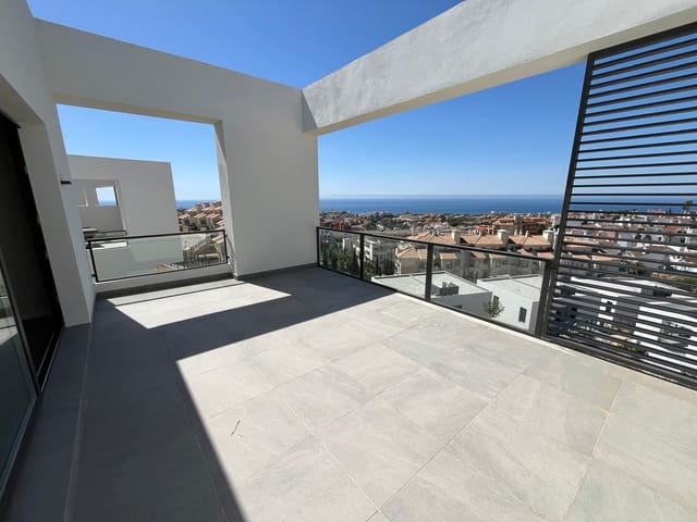 3 soveværelse Semi-Rækkehus til salg i Riviera del Sol, Mijas - € 699.000 (Ref: 9122890)