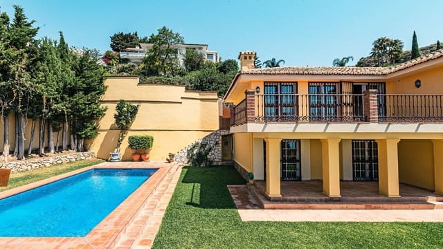 3 soveværelse Semi-Rækkehus til salg i La Capellania, Benalmádena med garage - € 1.795.000 (Ref: 9122983)