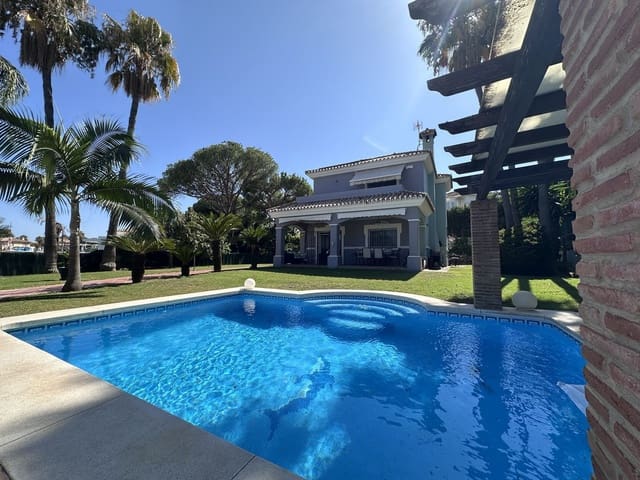 3 soveværelse Villa til salg i Bel-Air, Estepona med swimmingpool garage - € 1.500.000 (Ref: 9134858)