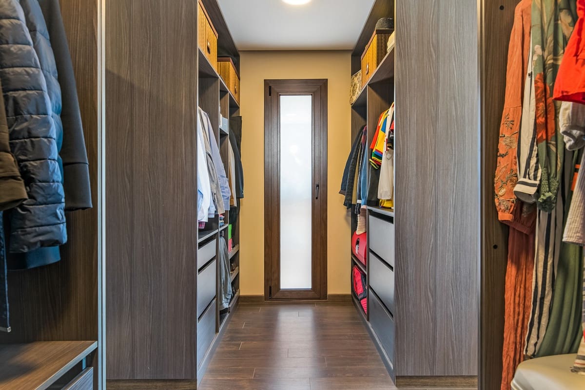 Chalet de 4 habitaciones en Ciudad Quesada en venta - 895.000 € (Ref: 9363551)