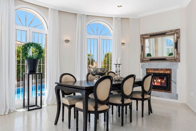 Chalet de 4 habitaciones en Ciudad Quesada, Rojales en venta - 890.000 € (Ref: 9363553)