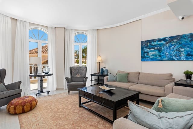 Chalet de 4 habitaciones en Ciudad Quesada, Rojales en venta - 890.000 € (Ref: 9363553)