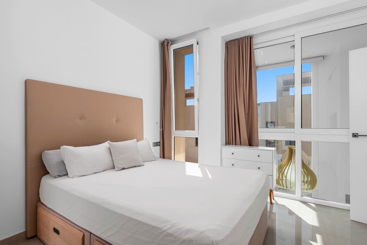 Casa de 3 habitaciones en Ciudad Quesada en venta - 499.000 € (Ref: 9363556)