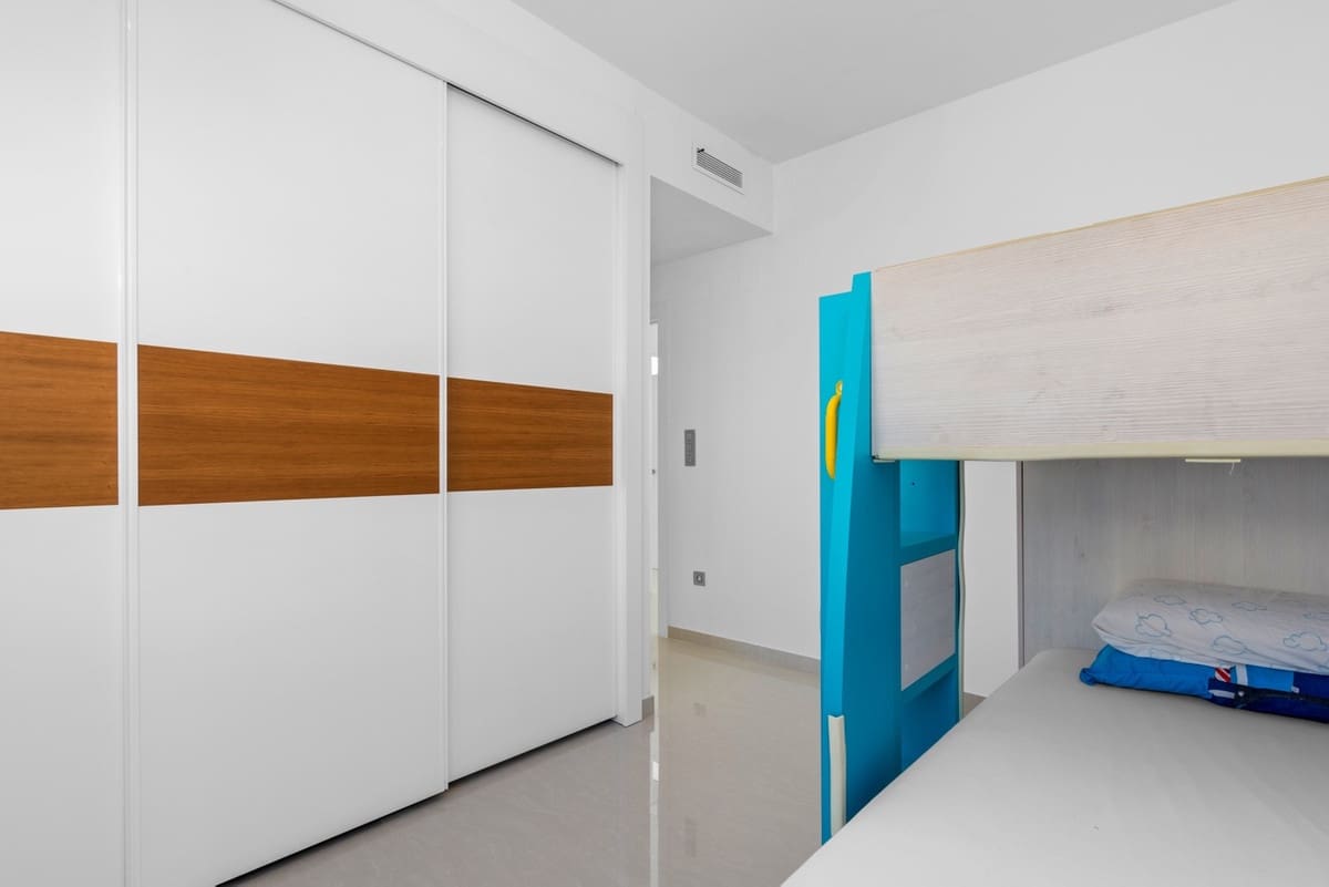 Casa de 3 habitaciones en Ciudad Quesada en venta - 499.000 € (Ref: 9363556)