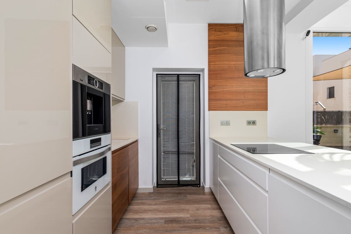 Casa de 3 habitaciones en Ciudad Quesada en venta - 499.000 € (Ref: 9363556)