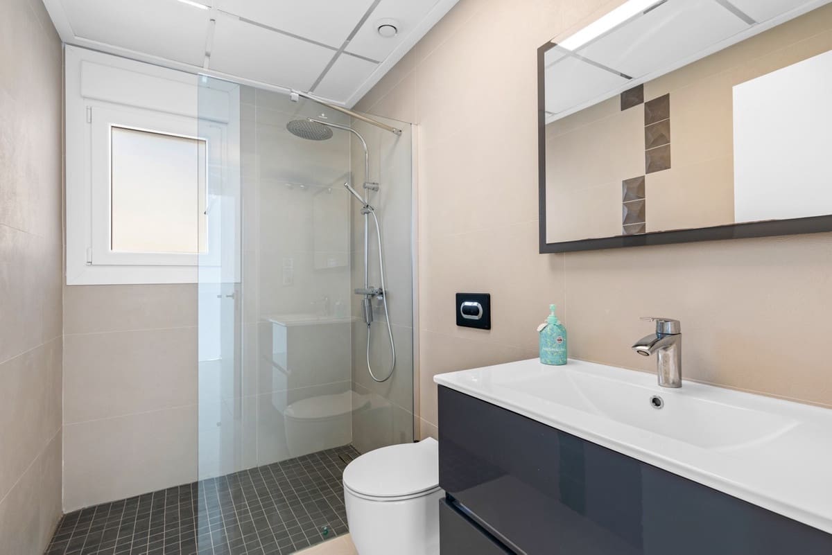 Casa de 3 habitaciones en Ciudad Quesada en venta - 499.000 € (Ref: 9363556)