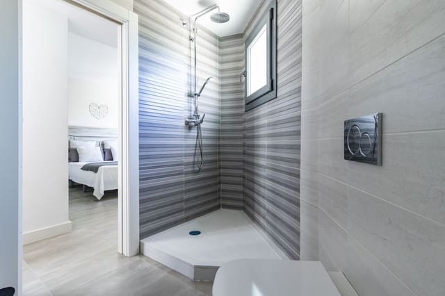 3 chambre Villa/Maison Semi-Mitoyenne à vendre à San Pedro de Alcántara Pueblo, Marbella - 899 000 € (Ref: 9363559)