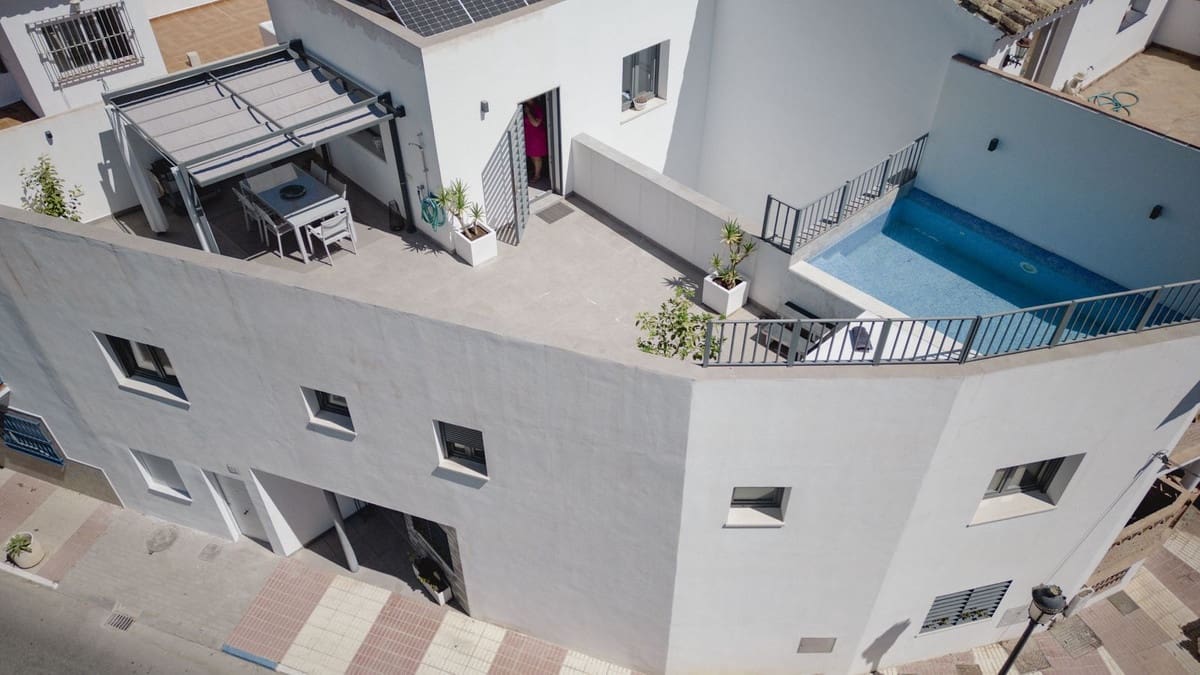 3 soverom Kjedet enebolig til salgs i San Pedro de Alcantara - € 899 000 (Ref: 9363559)