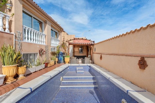 4 bedroom Villa for sale in Ciudad Quesada, Rojales - € 419,000 (Ref: 9363567)