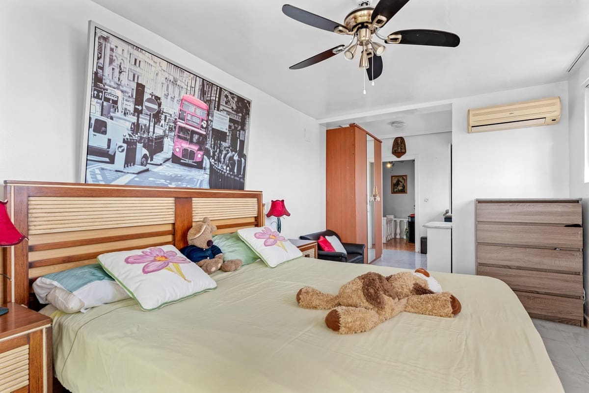 4 bedroom Villa for sale in Ciudad Quesada - € 419,000 (Ref: 9363567)