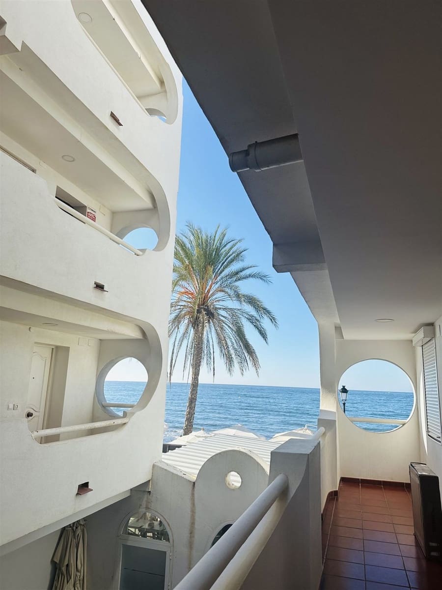 Apartamento de 2 habitaciones en San Pedro de Alcantara en venta - 420.000 € (Ref: 9363570)