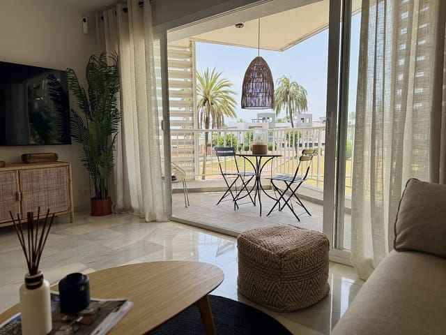 Apartamento de 2 habitaciones en San Pedro de Alcántara Pueblo, Marbella en venta - 420.000 € (Ref: 9363570)
