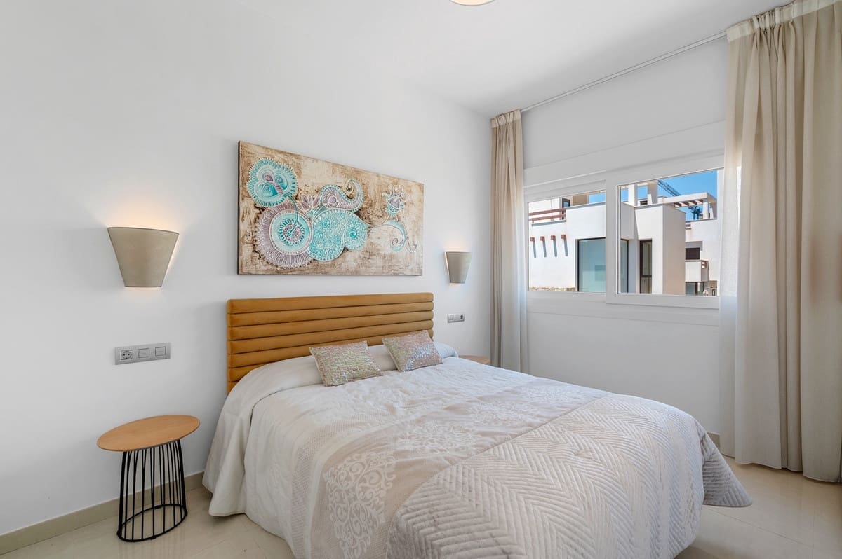 3 soveværelse Semi-Rækkehus til salg i Ciudad Quesada - € 499.000 (Ref: 9363573)