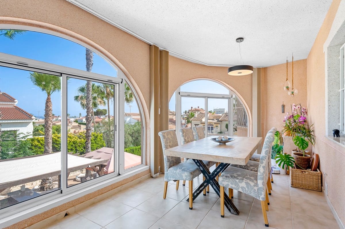 5 camera da letto Villa in vendita in Ciudad Quesada - 630.000 € (Rif: 9363576)