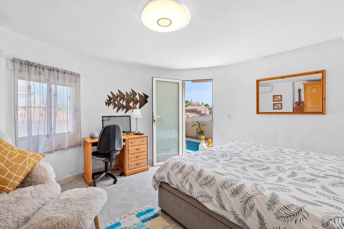 5 camera da letto Villa in vendita in Ciudad Quesada - 630.000 € (Rif: 9363576)