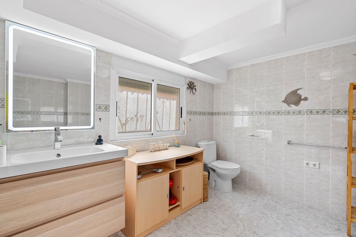 5 camera da letto Villa in vendita in Ciudad Quesada - 630.000 € (Rif: 9363576)