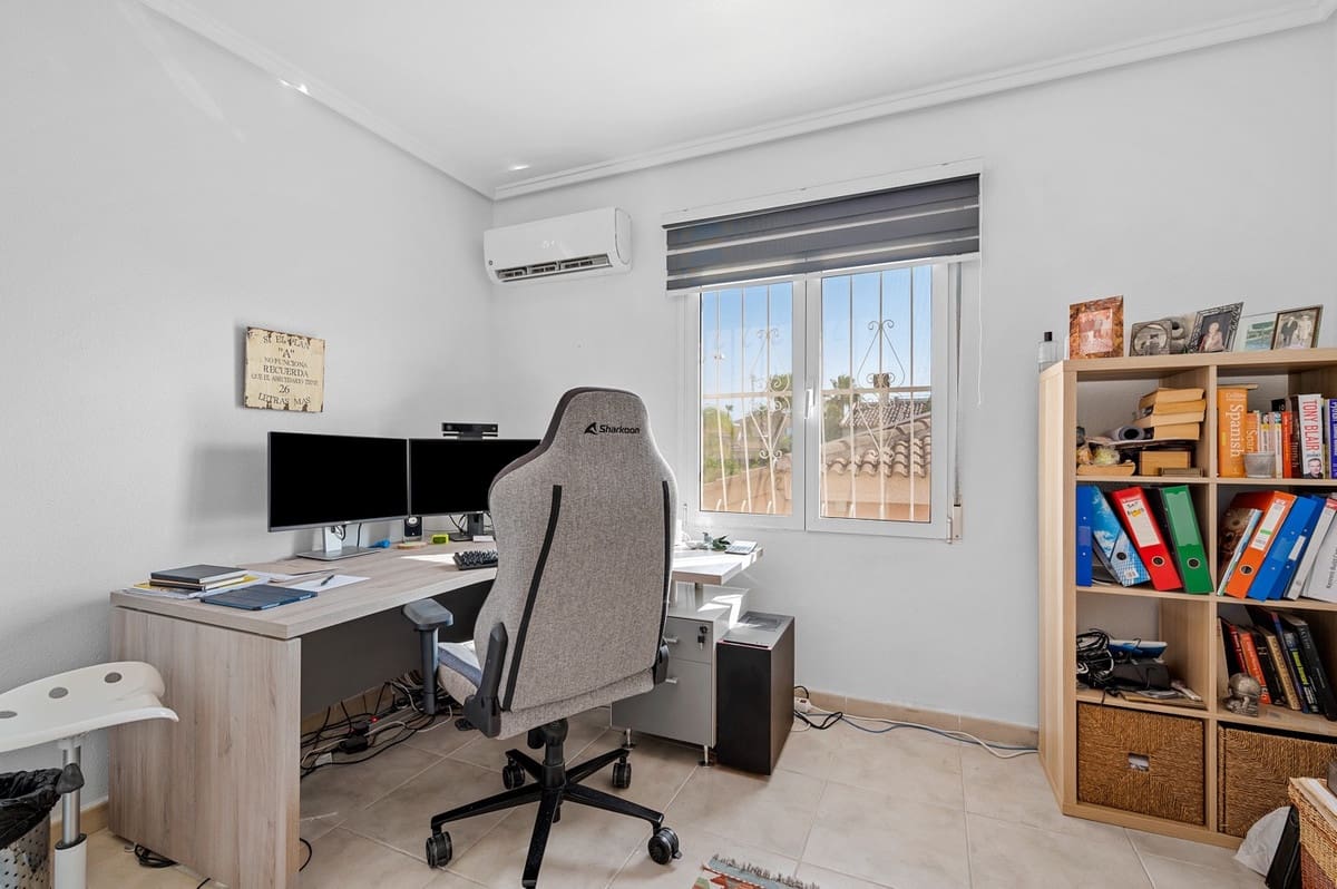 5 camera da letto Villa in vendita in Ciudad Quesada - 630.000 € (Rif: 9363576)