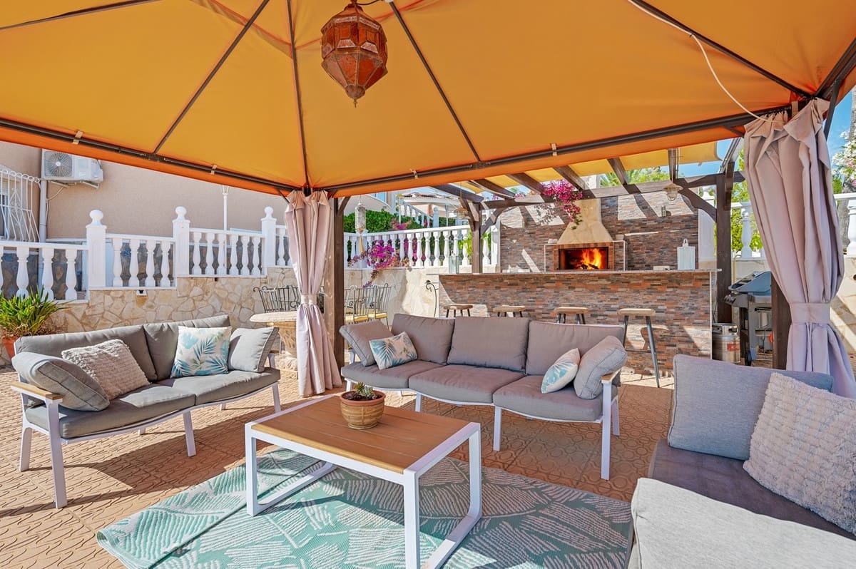 5 camera da letto Villa in vendita in Ciudad Quesada - 630.000 € (Rif: 9363576)