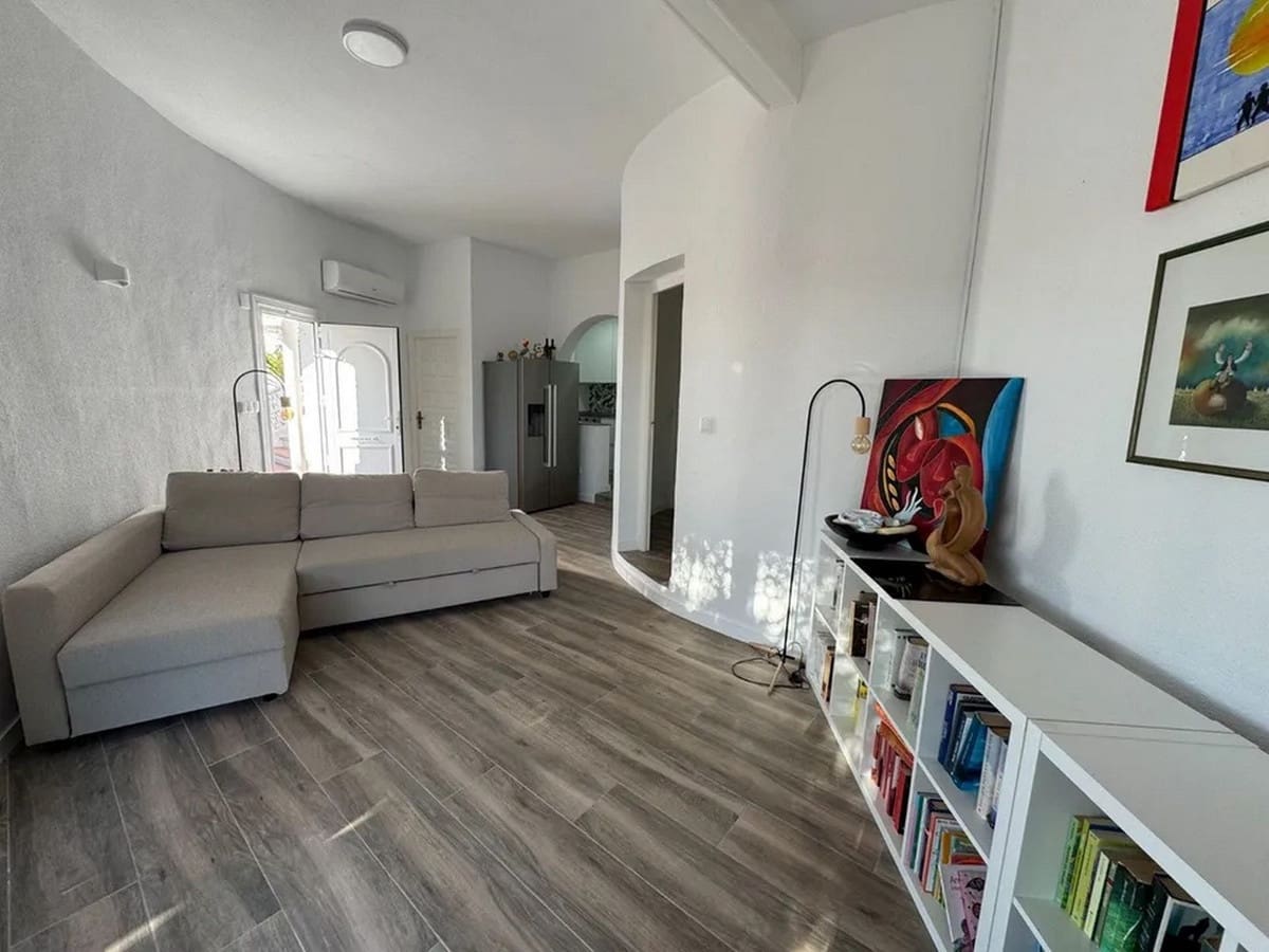 Chalet de 5 habitaciones en Ciudad Quesada en venta - 695.000 € (Ref: 9363586)