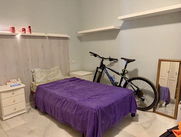 3 makuuhuone Huoneisto myytävänä paikassa San Pedro de Alcántara Pueblo, Marbella - 450 000 € (Ref: 9363589)