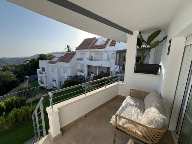 Apartamento de 2 habitaciones en Istán en venta - 295.000 € (Ref: 9363591)