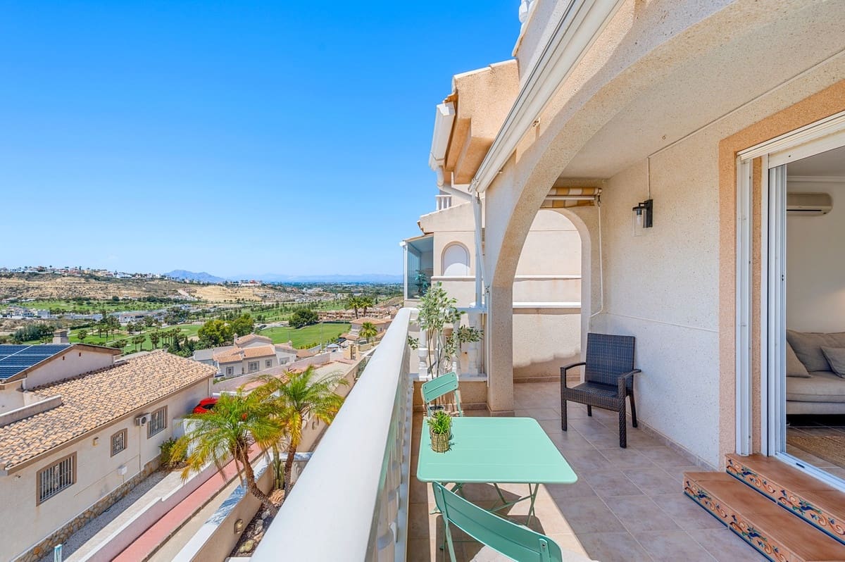 Casa de 3 habitaciones en Ciudad Quesada en venta - 259.000 € (Ref: 9363597)