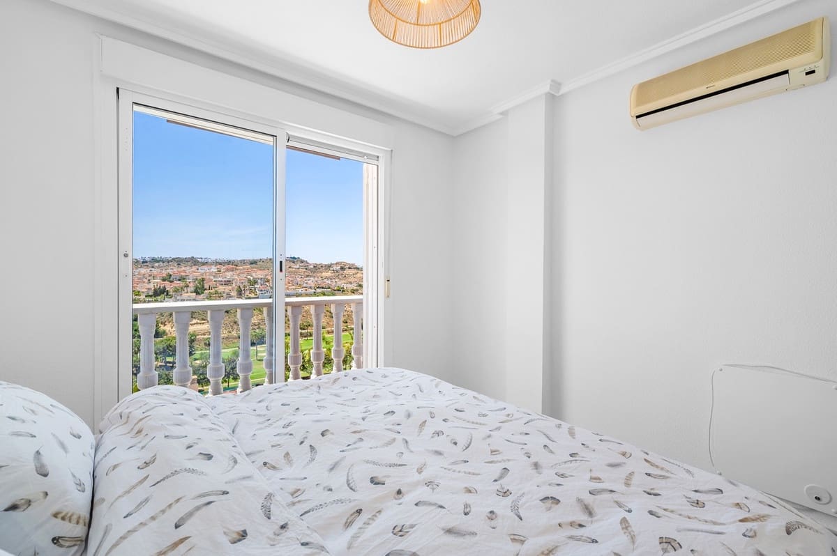 Casa de 3 habitaciones en Ciudad Quesada en venta - 259.000 € (Ref: 9363597)