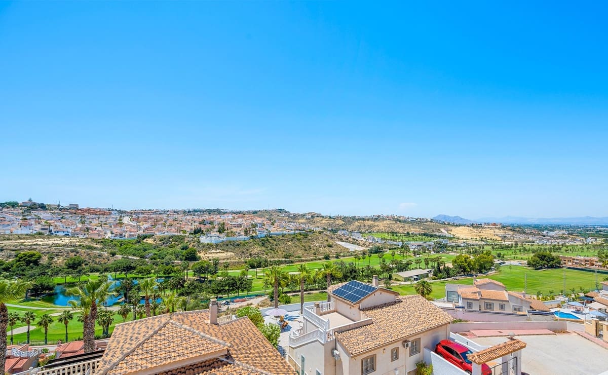 Casa de 3 habitaciones en Ciudad Quesada en venta - 259.000 € (Ref: 9363597)