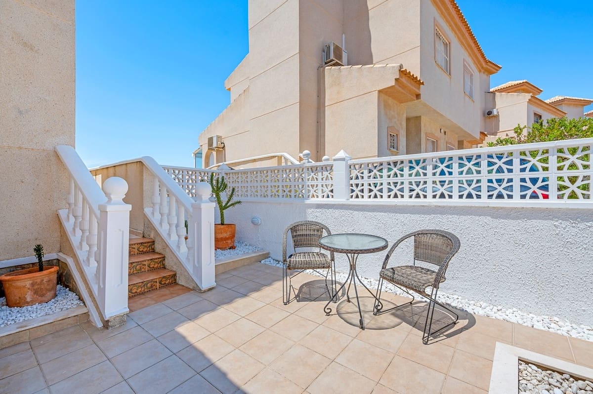 Casa de 3 habitaciones en Ciudad Quesada en venta - 259.000 € (Ref: 9363597)