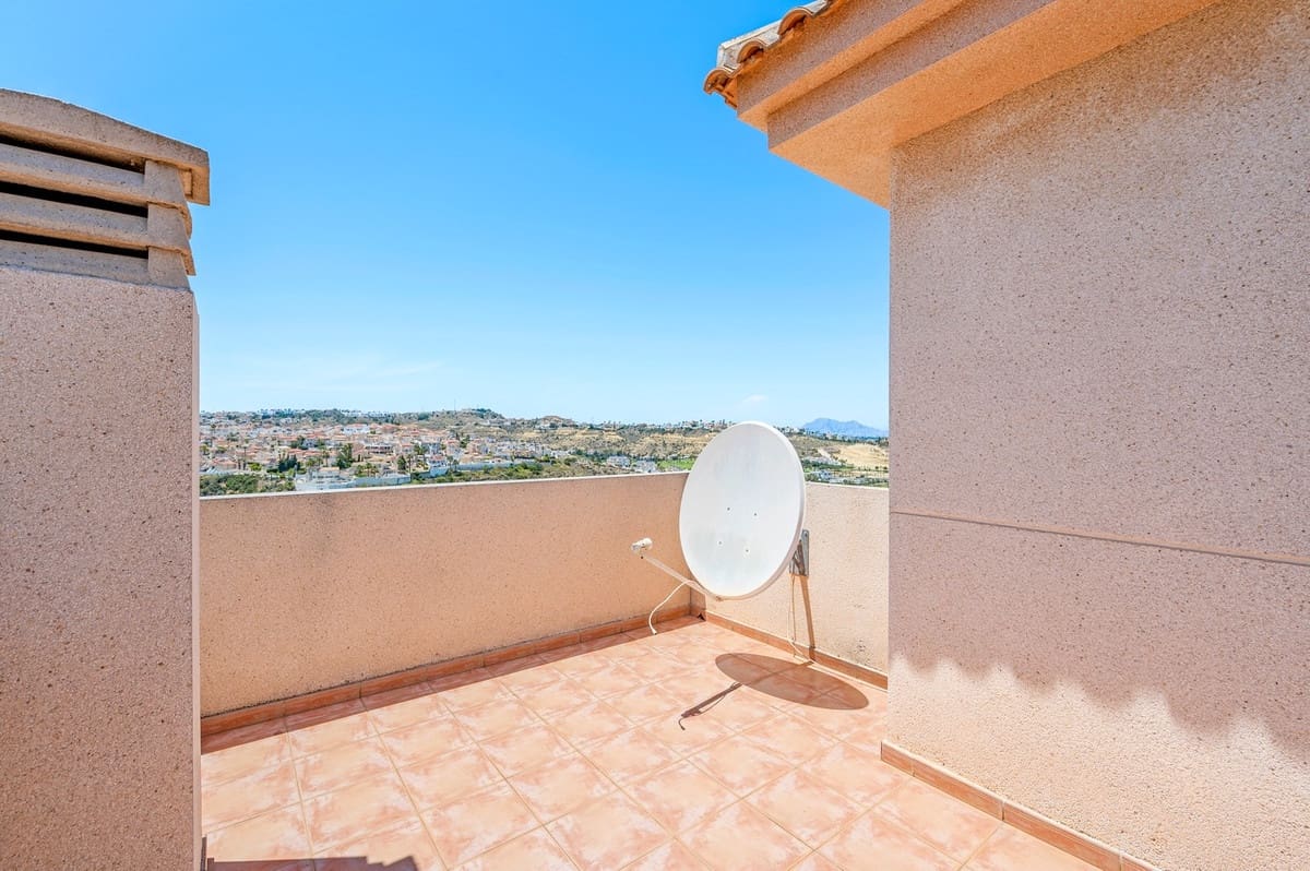 Casa de 3 habitaciones en Ciudad Quesada en venta - 259.000 € (Ref: 9363597)