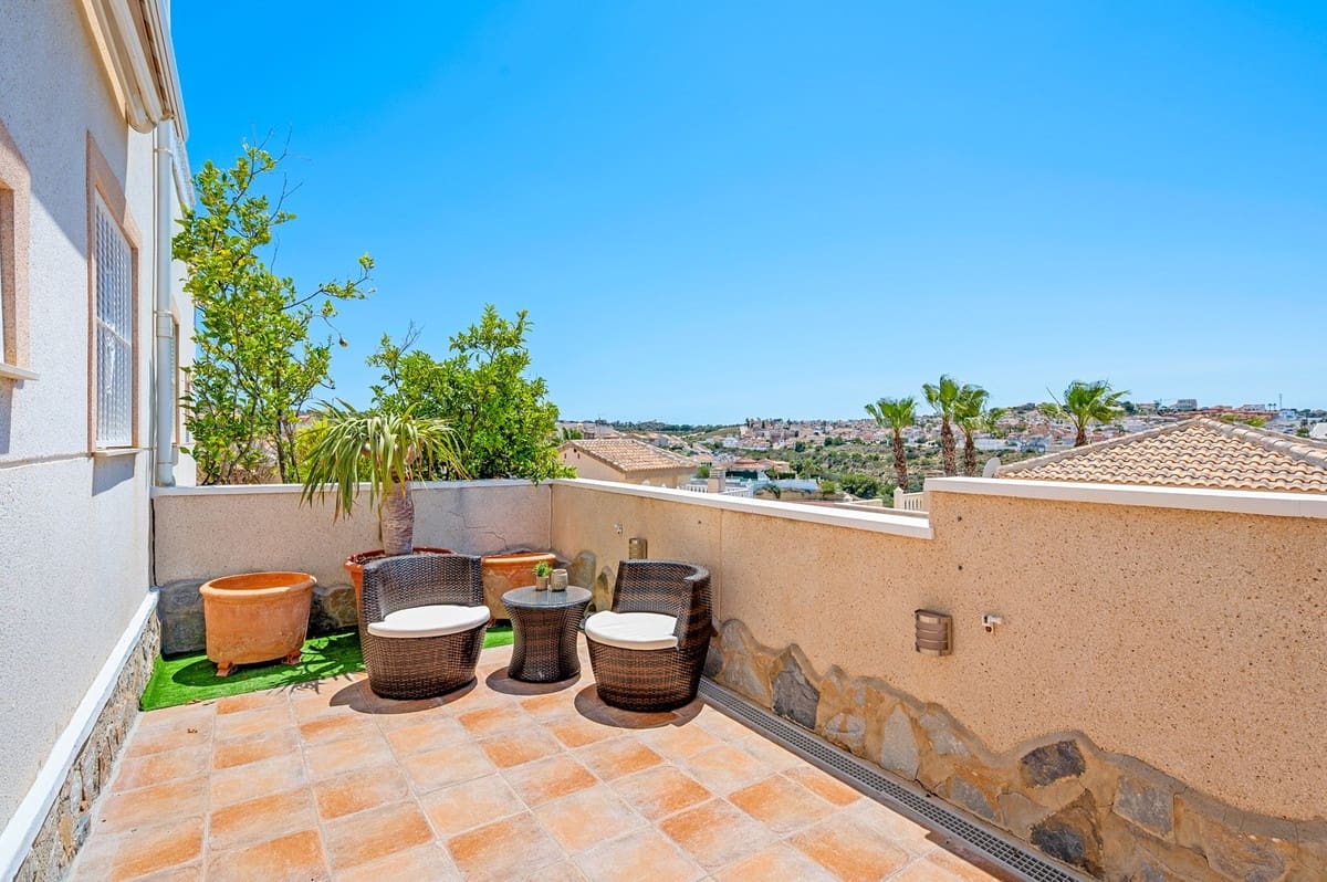 Casa de 3 habitaciones en Ciudad Quesada en venta - 259.000 € (Ref: 9363597)