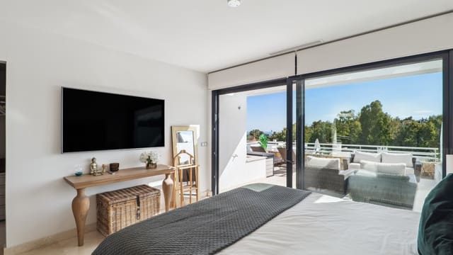 3 makuuhuone Omakotitalo myytävänä paikassa Golden Mile, Marbella - 2 050 000 € (Ref: 9363598)