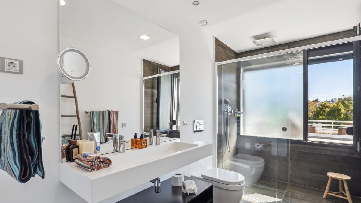 3 bedroom Townhouse for sale in Golden Mile - € 2,100,000 (Ref: 9363598)