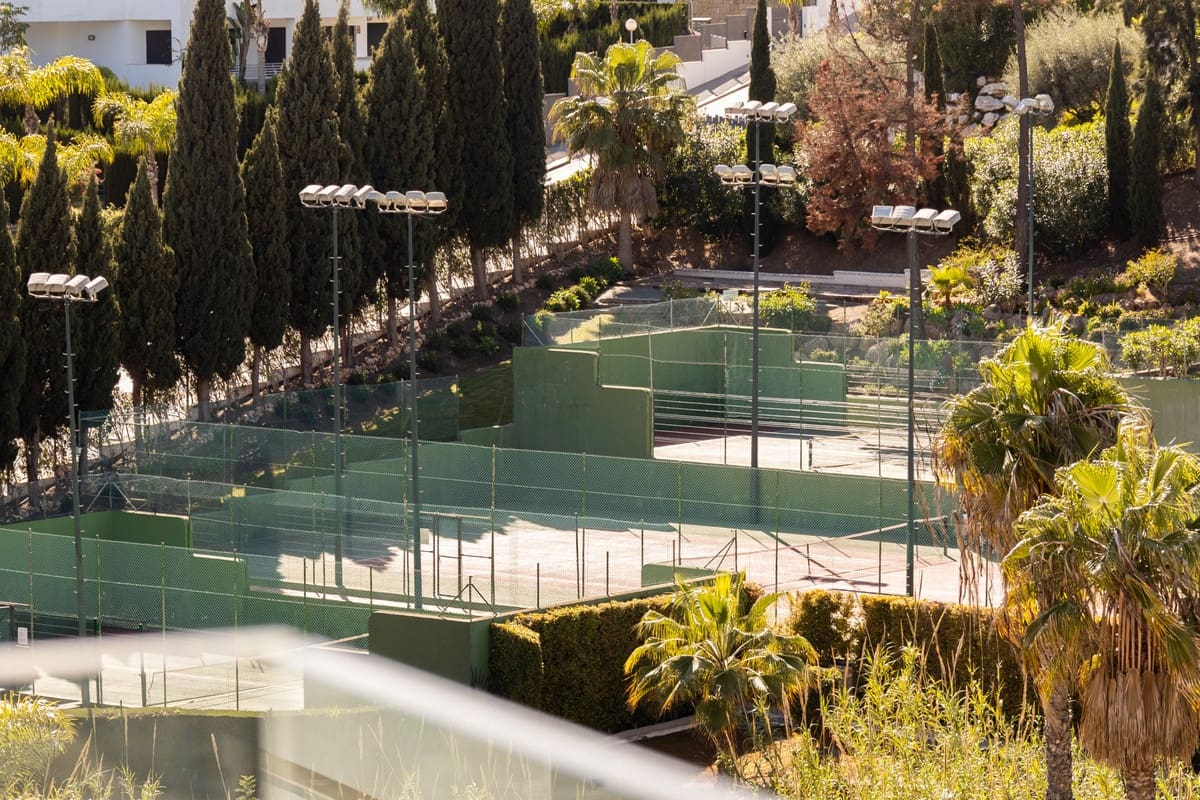 3 bedroom Townhouse for sale in Golden Mile - € 2,100,000 (Ref: 9363598)