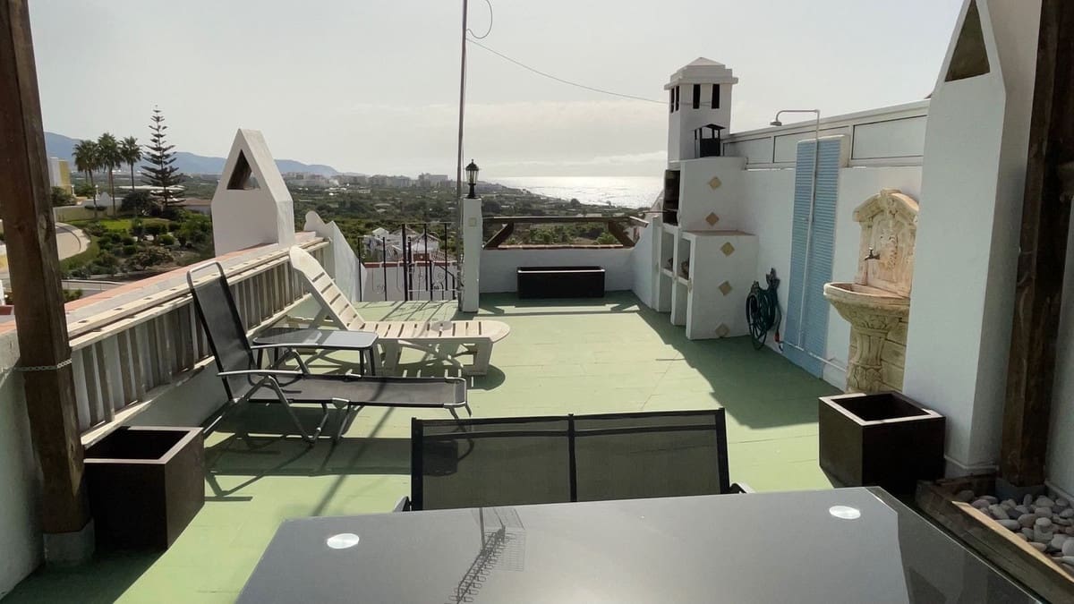 3 quarto Casa em Banda para venda em Nerja - 340 000 € (Ref: 9363605)