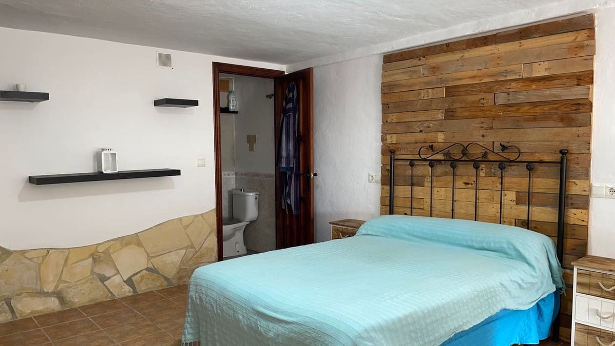 3 quarto Casa em Banda para venda em Nerja - 340 000 € (Ref: 9363605)