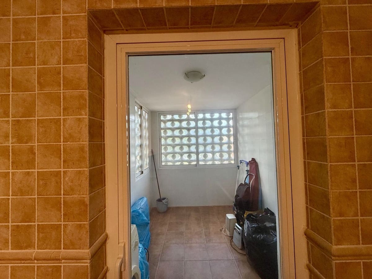 2 bedroom Apartment for sale in Puerto Banus - € 790,000 (Ref: 9363616)