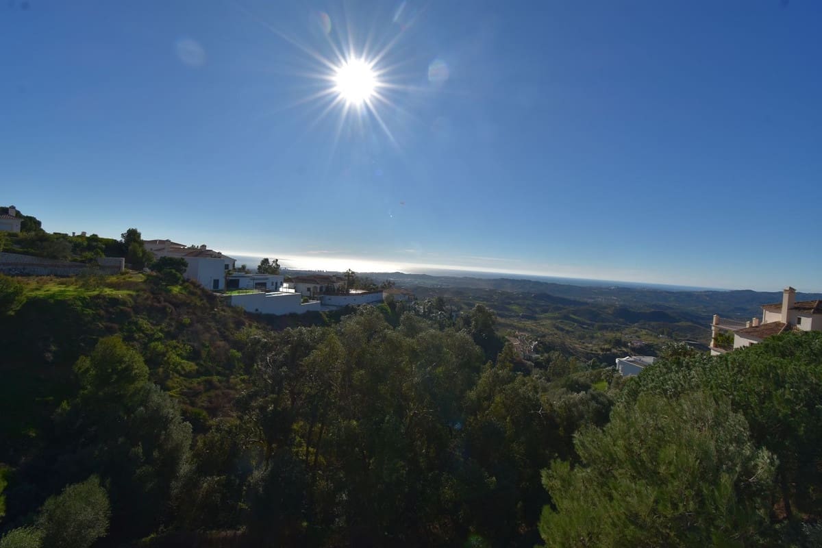 Chalet de 4 habitaciones en Mijas en venta - 1.300.000 € (Ref: 9363622)