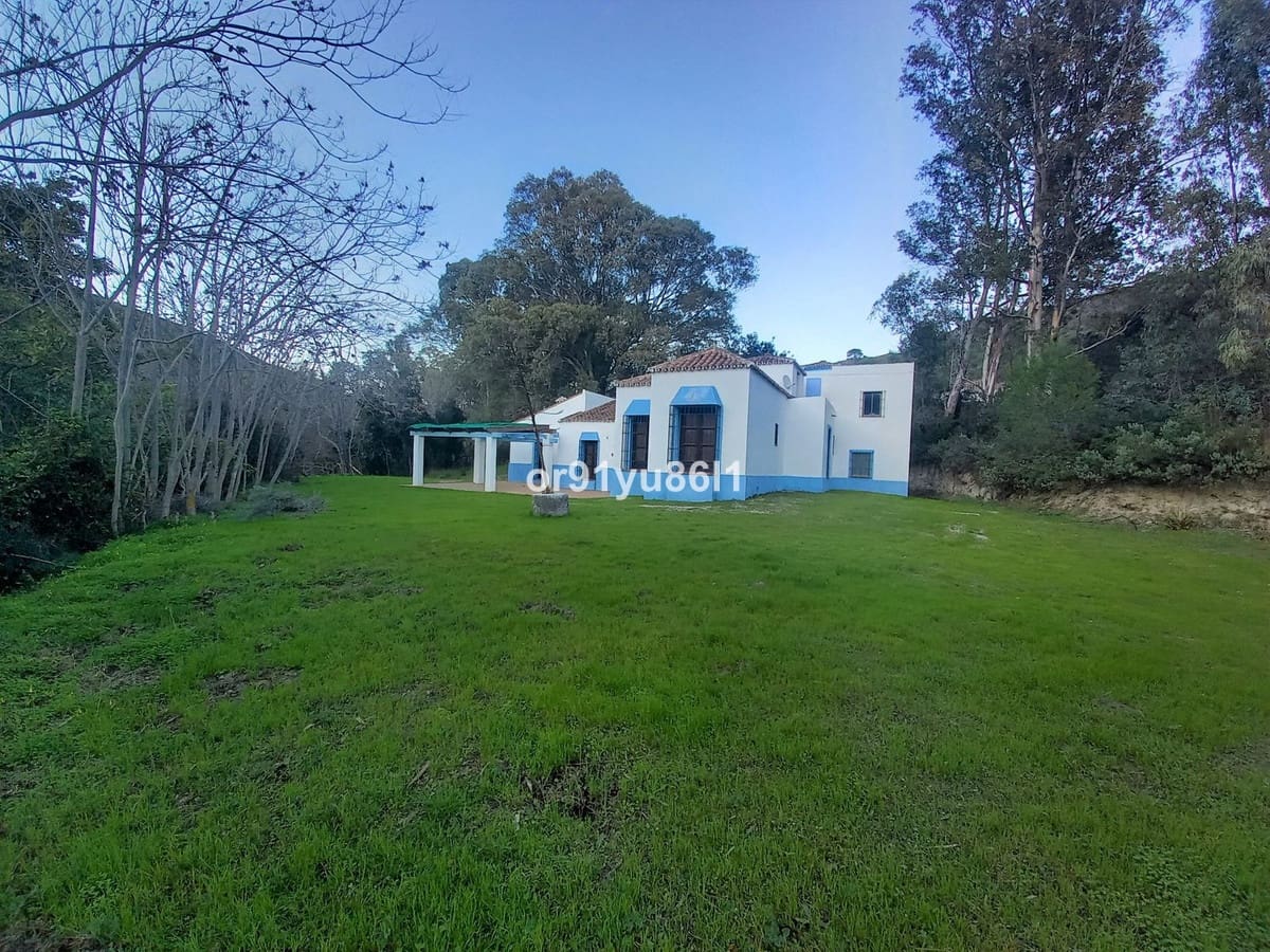 5 sovrum Finca/Hus på landet till salu i Casares - 1 400 000 € (Ref: 9363625)
