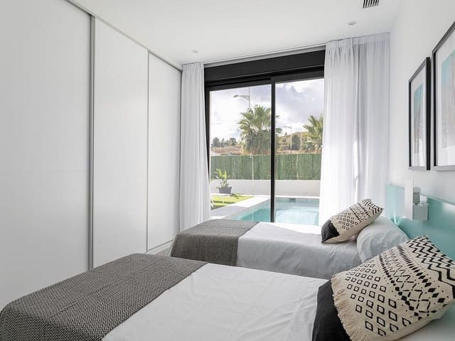 Chalet de 3 habitaciones en Calasparra en venta - 329.000 € (Ref: 9363626)