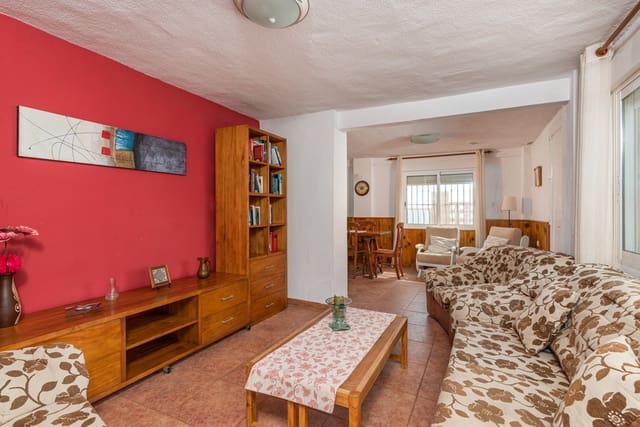 7 soverom Villa til salgs i Guardamar Playa, Guardamar del Segura - € 730 000 (Ref: 9363627)