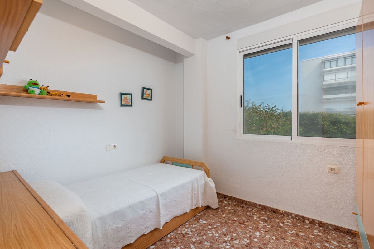 7 bedroom Villa for sale in Guardamar del Segura - € 730,000 (Ref: 9363627)